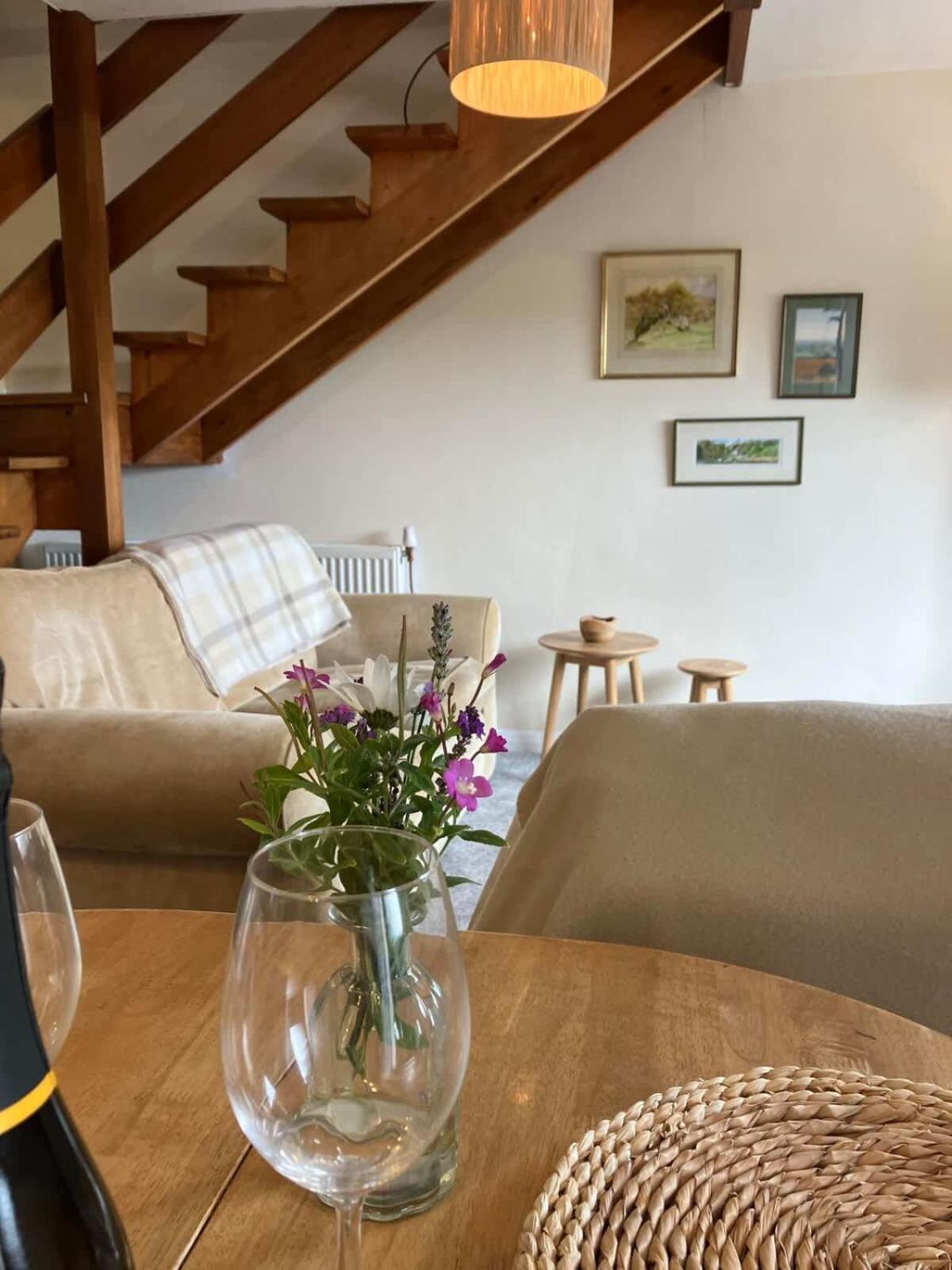 Farmhouse Apartment Saint Ishmaels  Eksteriør billede